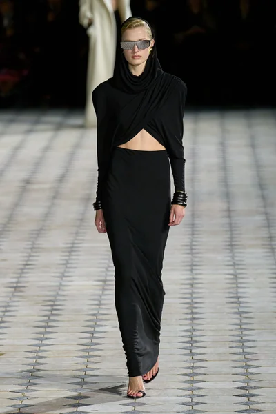 Look 44